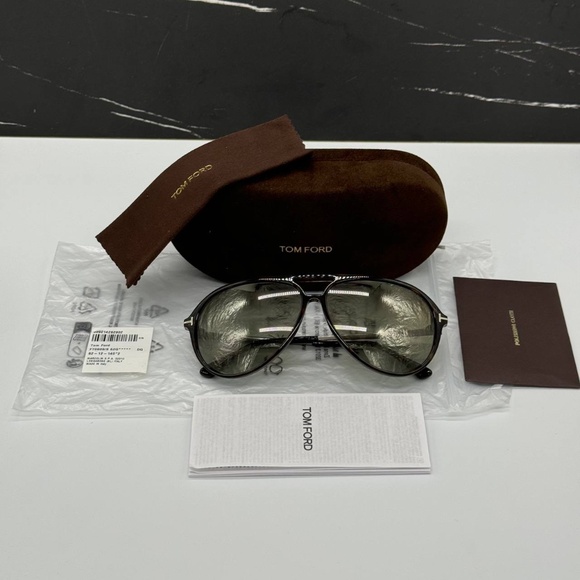 NEW TOM FORD TF909 52Q UNISEX SUNGLASSES TOM FORD SAMSON TF0909/S - Picture 9 of 9